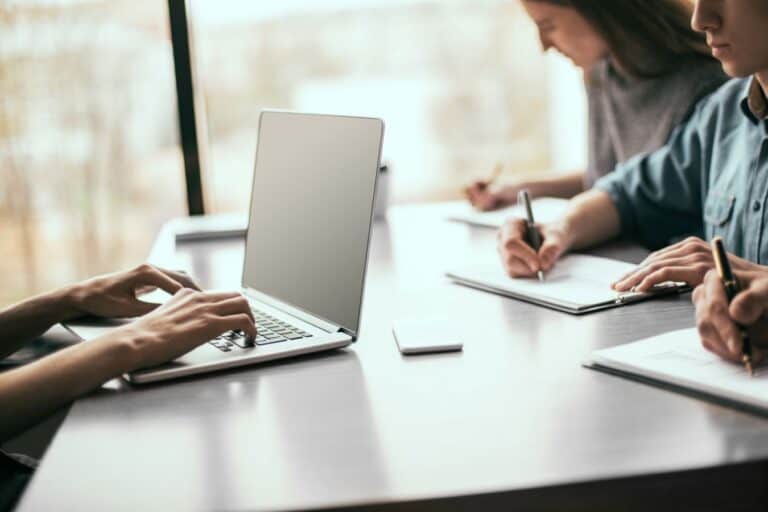 Best Laptops For Medical Students