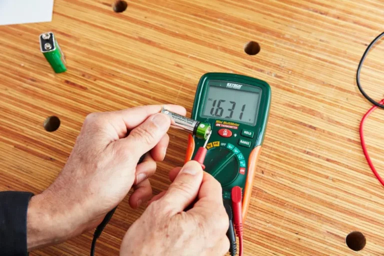 What Is A Digital Multimeter