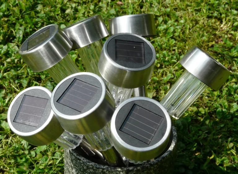 5 Best Solar Landscape Lights